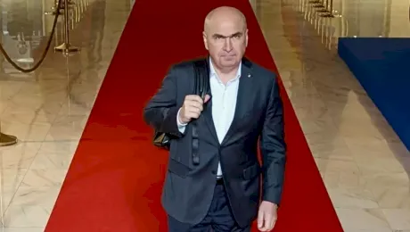 Ce i-au făcut spectatorii lui Ilie Bolojan la parada de la Alba Iulia. Așa ceva nu se poate, e îngrozitor