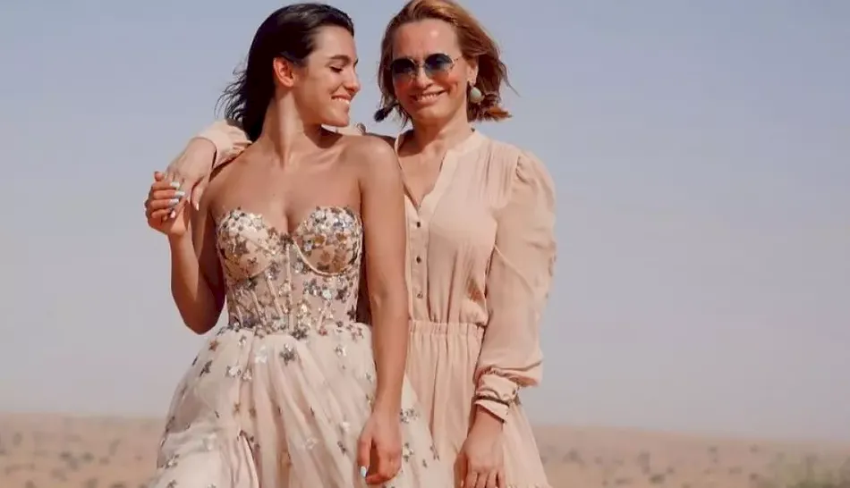 Andreea Esca a împlinit 53 de ani și a primit un mesaj emoționant de la fiica ei, Alexia: 