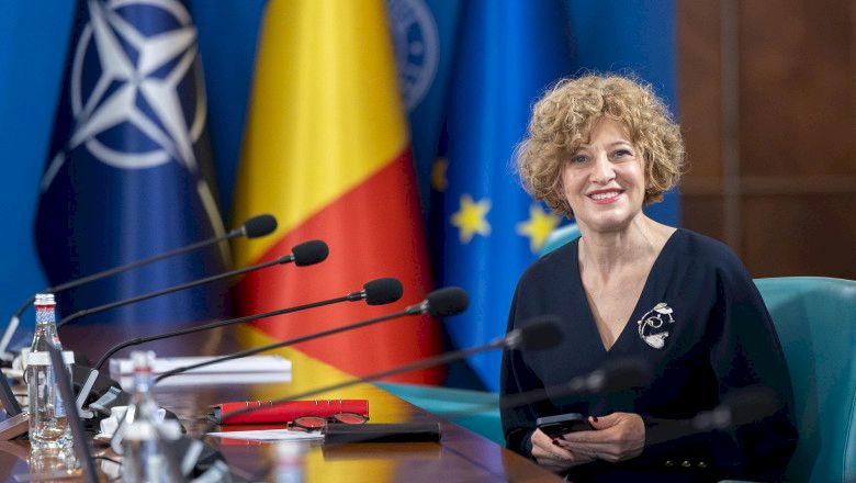 Scandal în coaliție pe salariul Oanei Gheorghiu. PSD: „Nu e caritate din suflet, e pe bani”. Replica USR și PNL