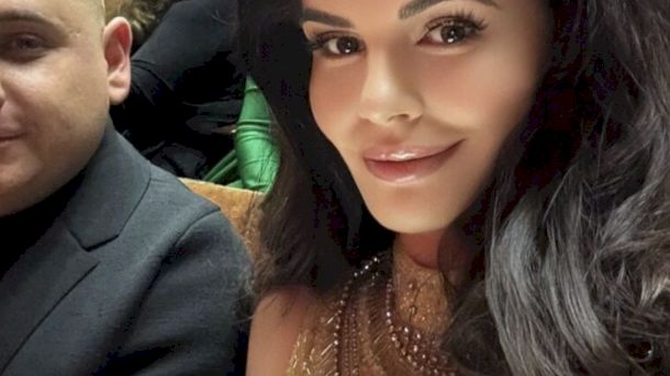 Cine e bărbatul cu care a fost surprinsă Monica Gabor, la întoarcerea în România? Au atras toate privirile ↘️