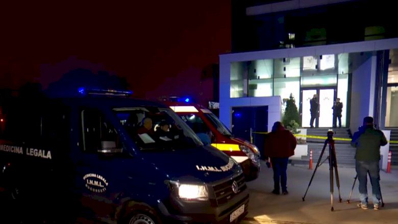 Ultima Poză De Familie Cu Fetița De Doi Ani Care A Murit La O Clinică Stomatologică Din București. Unde Au Fost Cei Doi
