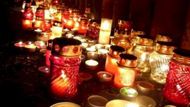 Ce trebuie să ai în portofel sâmbătă de Moșii de Toamnă. Îți aduce mult noroc și  împliniri