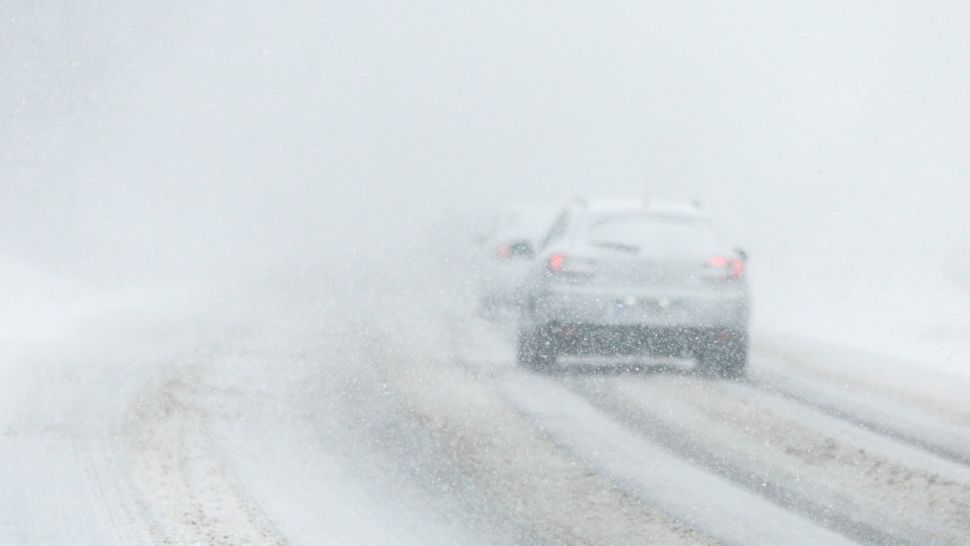 Ninge 11 zile fără oprire, în România! Zonele în care iarna va lovi năprasnic