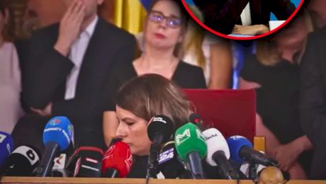 Lia Savonea a clarificat misterul telefonului pe care i l-a dat judecătoarei Ionela Tudor în timpul conferinţei de presă. Ce a avut şefa ÎCCJ de comunicat.