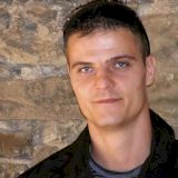 El este Lucian, bărbatul care a murit în autobuzul din Sibiu. 50 de călători l-au privit indiferenți