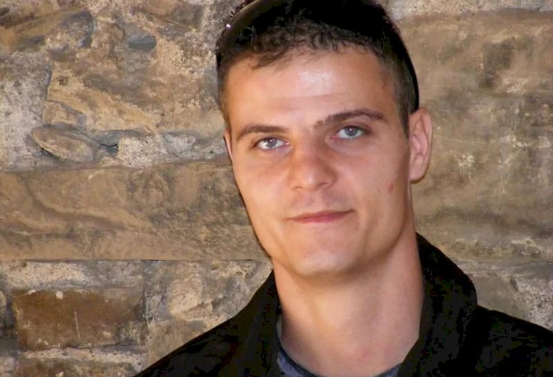 El este Lucian, bărbatul care a murit în autobuzul din Sibiu. 50 de călători l-au privit indiferenți