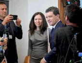 Cum a curtat-o Nicușor Dan pe Mirabela Grădinaru la prima întâlnire în club: „M-a atras mult și părul lui creț”. Prima impresie pe care i-a lăsat-o socrului