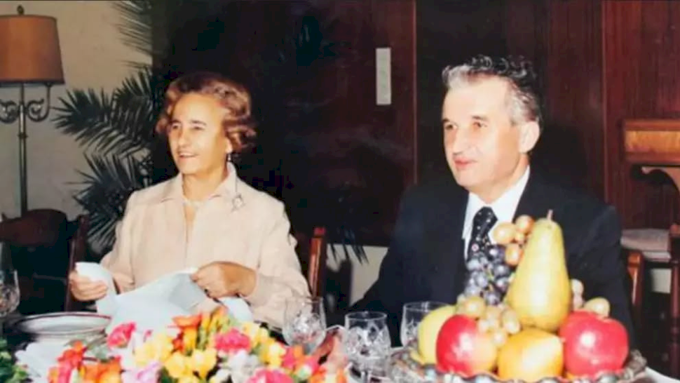 Ceausescu este cel mai apreciat dintre presedintii Romaniei, urmat de Basescu. Rezultatele surprinzatoare ale unui sondaj