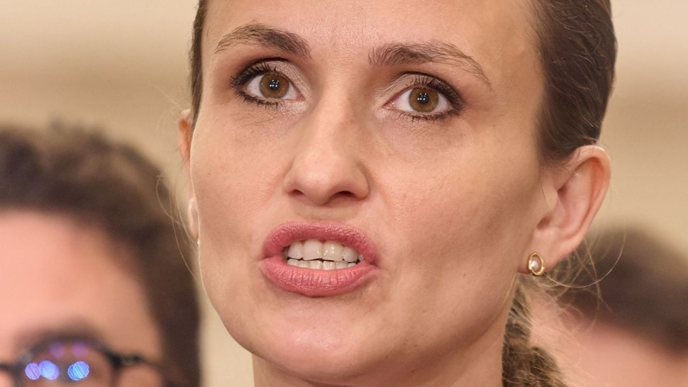 Lovitură fatală pentru Oana Țoiu. Gata cu ea după ce s-a aflat că l-a ajutat pe Victor Ponta