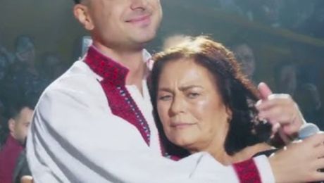 Valentin Sanfira e la pamant. Din pacate mama lui…Vezi mai mult