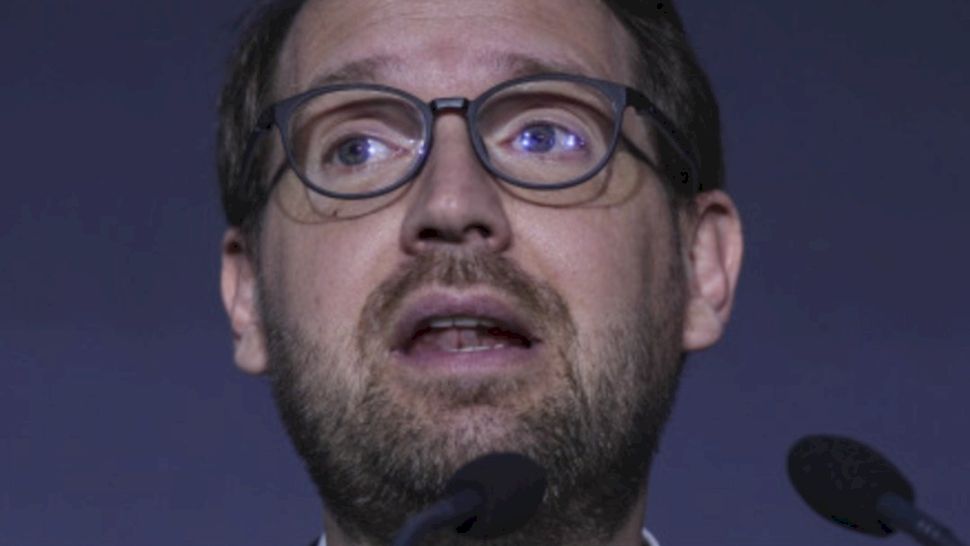 Dominic Fritz face un nou anunț care zguduie clasa politică! USR va...Vezi mai mult