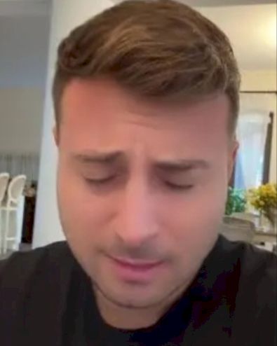 „Ai plecat…” A tăcut până acum, dar mesajul lui Valentin Sanfira schimbă tot: „N-ai vrut să…” Vezi in comentarii