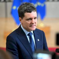 Cine este tânărul care l-a amenințat cu moartea pe Nicușor Dan. Individul a fost identificat