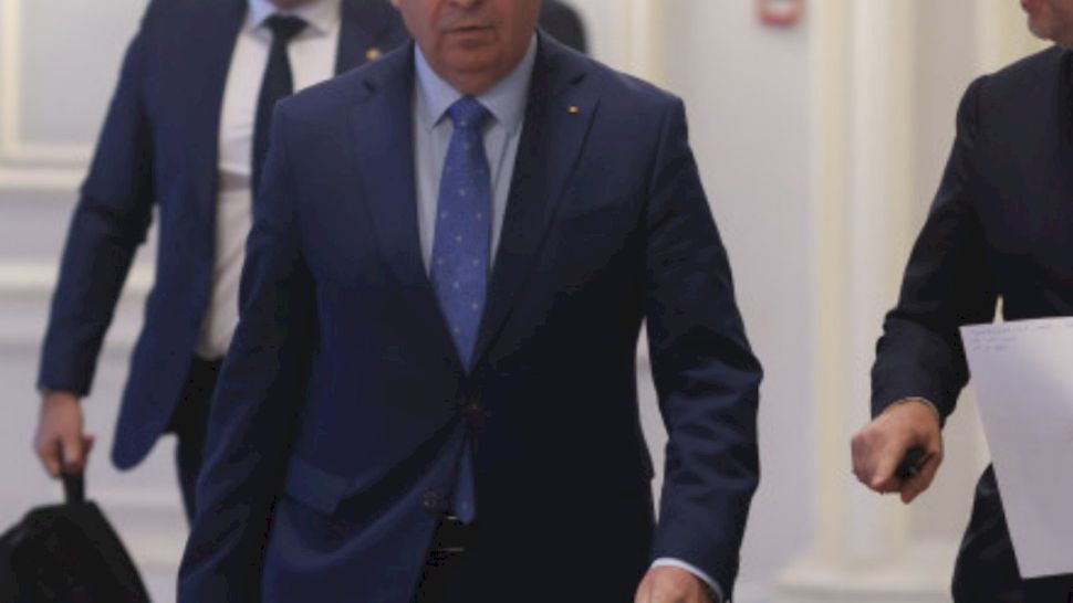 Cutremur în PNL! Liberalii nu vor USR, negocieri cu AUR…