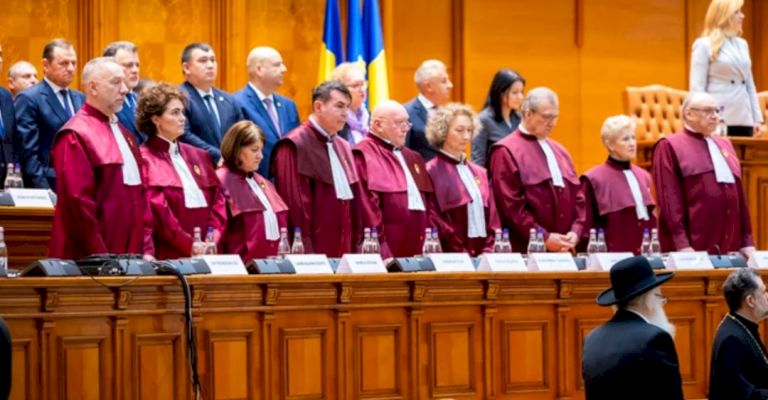 Ce rol are CCR când cade guvernul. Nimeni nu știa că…Vezi mai mult