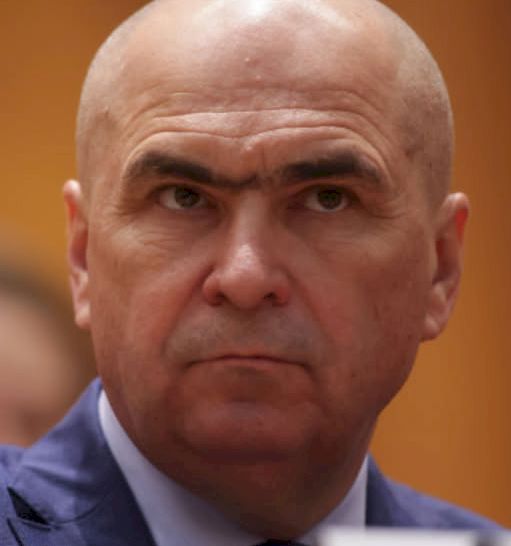 S-A DAT LEGE! Ți se va tăia 85% din pensie dacă... Vezi mai mult