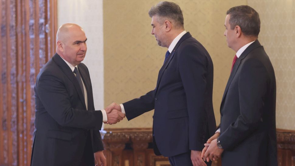 Bolojan detonează bomba: Ce făceau Grindeanu și ai lui după ședințe...Vezi mai mult