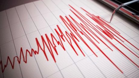 Cutremur de 6 grade. Oamenii au sărit să se salveze
