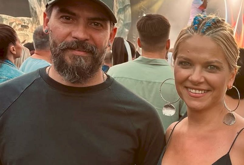 Andreea Marinescu: “A fost nevoie de un telefon stricat, pe care el mi l-a reparat, pentru a ne da seama că ar trebui să rămânem împreună, să ne căsătorim, să avem un copil”