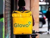 Ce au pățit doi pensionari din Constanța care locuiesc la etajul 4 fără lift după o comandă Glovo