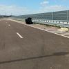 Urmărire ca în filme pe Autostrada Soarelui: Fugarul s-a răsturnat în încercarea de a scăpa de poliție