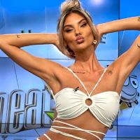 Ramona Olaru își surprinde fanii cu imagini neobișnuite! Vedeta de la Neatza, muncind în grădină