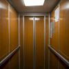 Cum să îți maximizezi șansele de supraviețuire în cazul unei prăbușiri de lift
