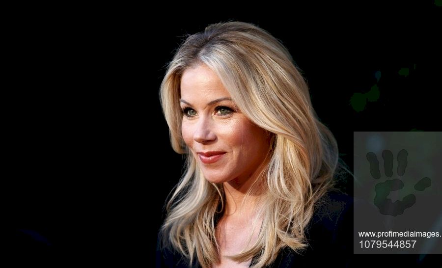 Cum se descurcă Christina Applegate în lupta cu scleroza multiplă. Un fost coleg din „Familia Bundy” vorbește